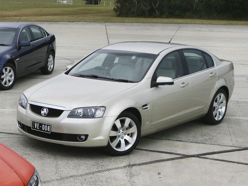 Product picture HOLDEN COMMODORE VT VX VY VU SERIES SERVICE & REPAIR MANUAL (1997 1998 1999 2000 2001 2002 2003 2004) - DOWNLOAD!